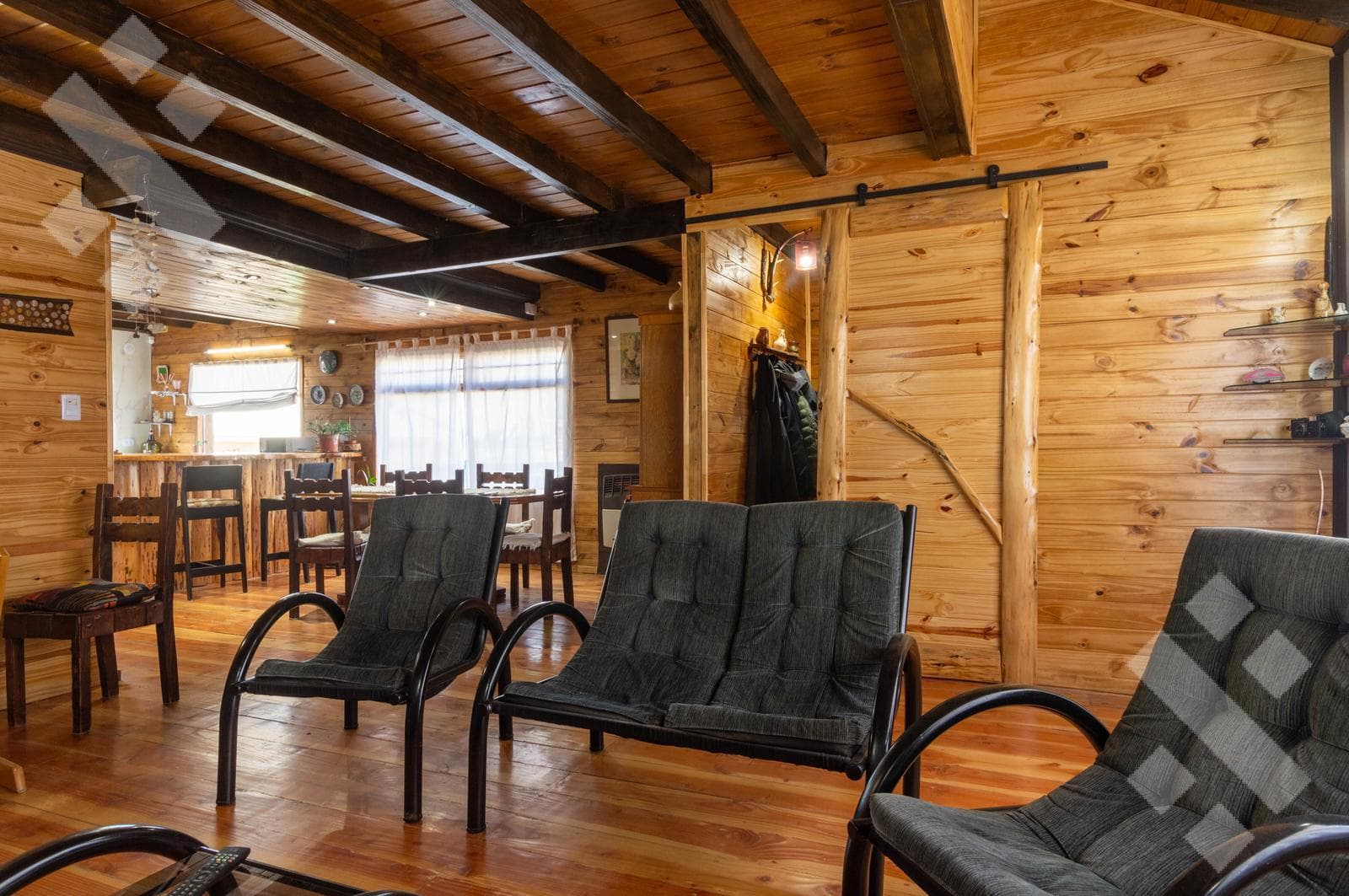 3-bedroom house with all amenities, eligible for financing in the Valle Alto neighborhood