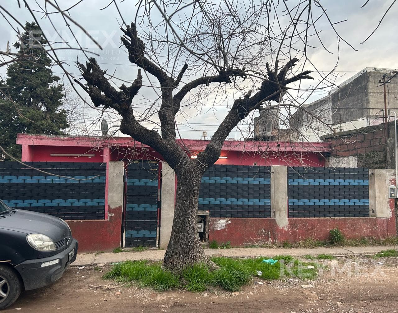 HOUSE FOR SALE IN THE VICENTE LOPEZ NEIGHBORHOOD IN VILLA CELINA