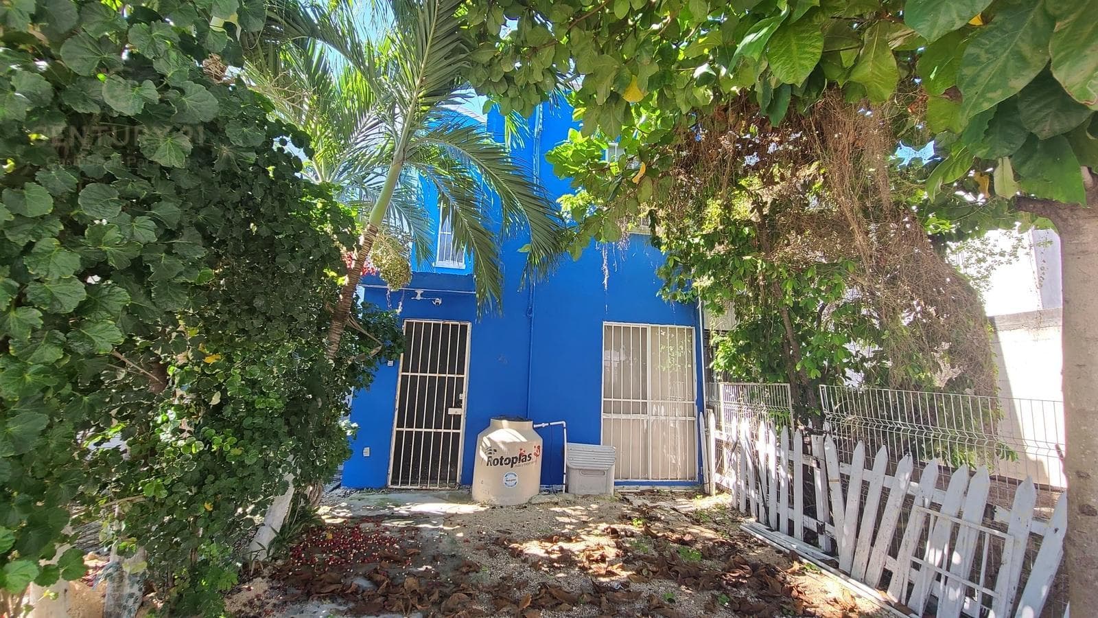 Furnished 3-Bedroom House for Rent in Balamtun, Playa del Carmen P4490