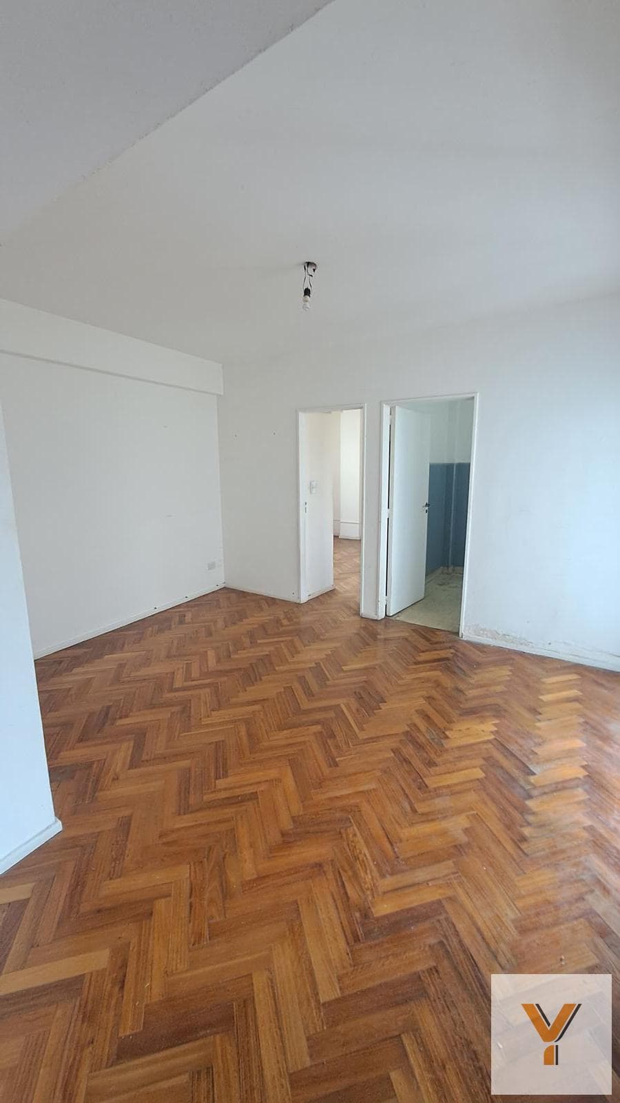 Apartment for Sale - 1 Bedroom, 1 Bathroom - Almagro