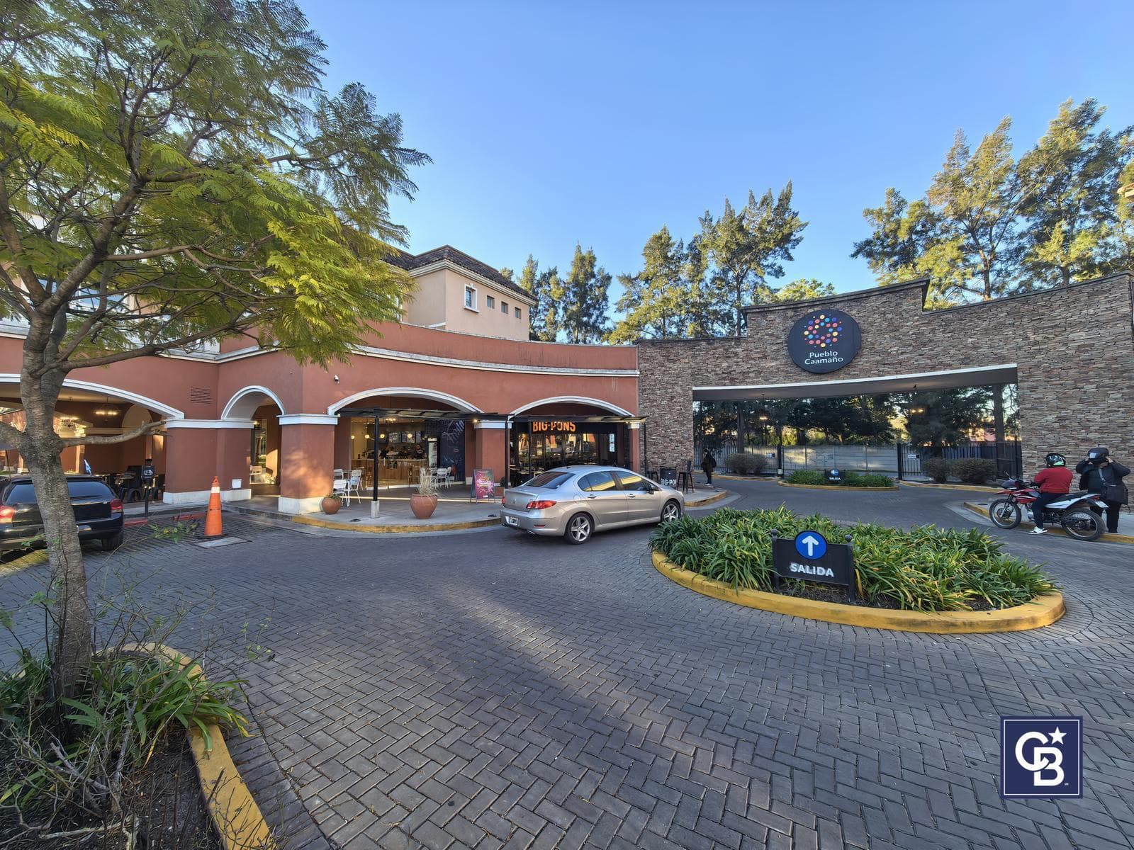 Ideal Investment: Covered Parking Space for Sale at the Pueblo Caamaño Shopping Center, Pilar