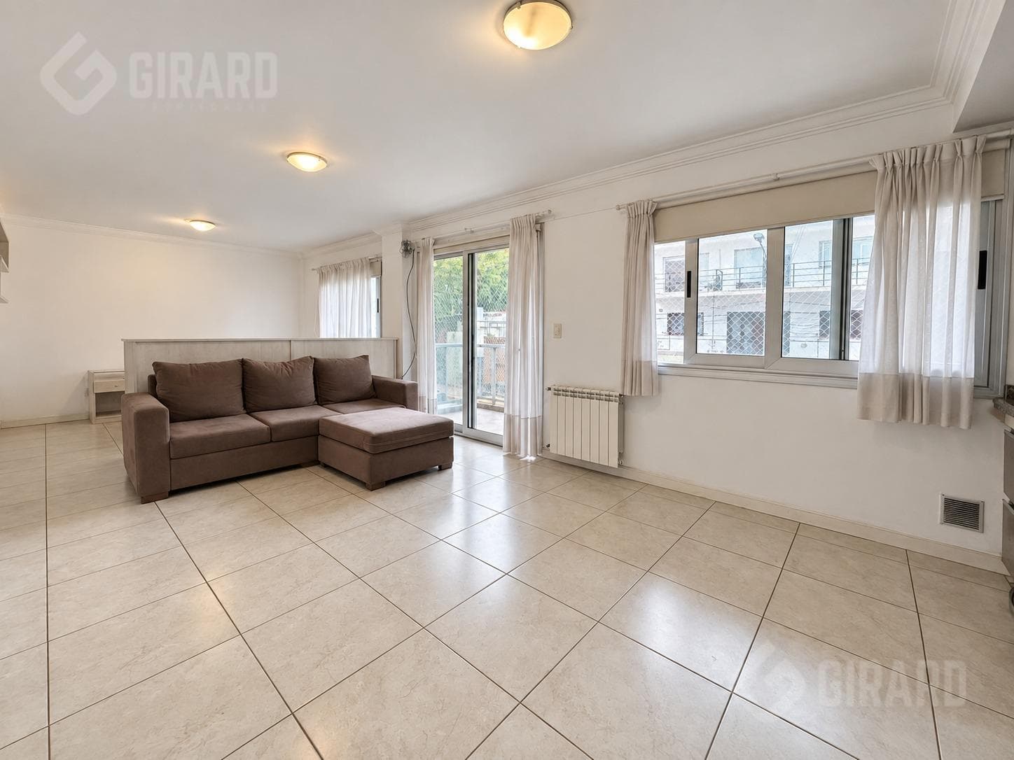 1-room apartment for sale in the Plaza Mitre area of Mar del Plata. Financing available