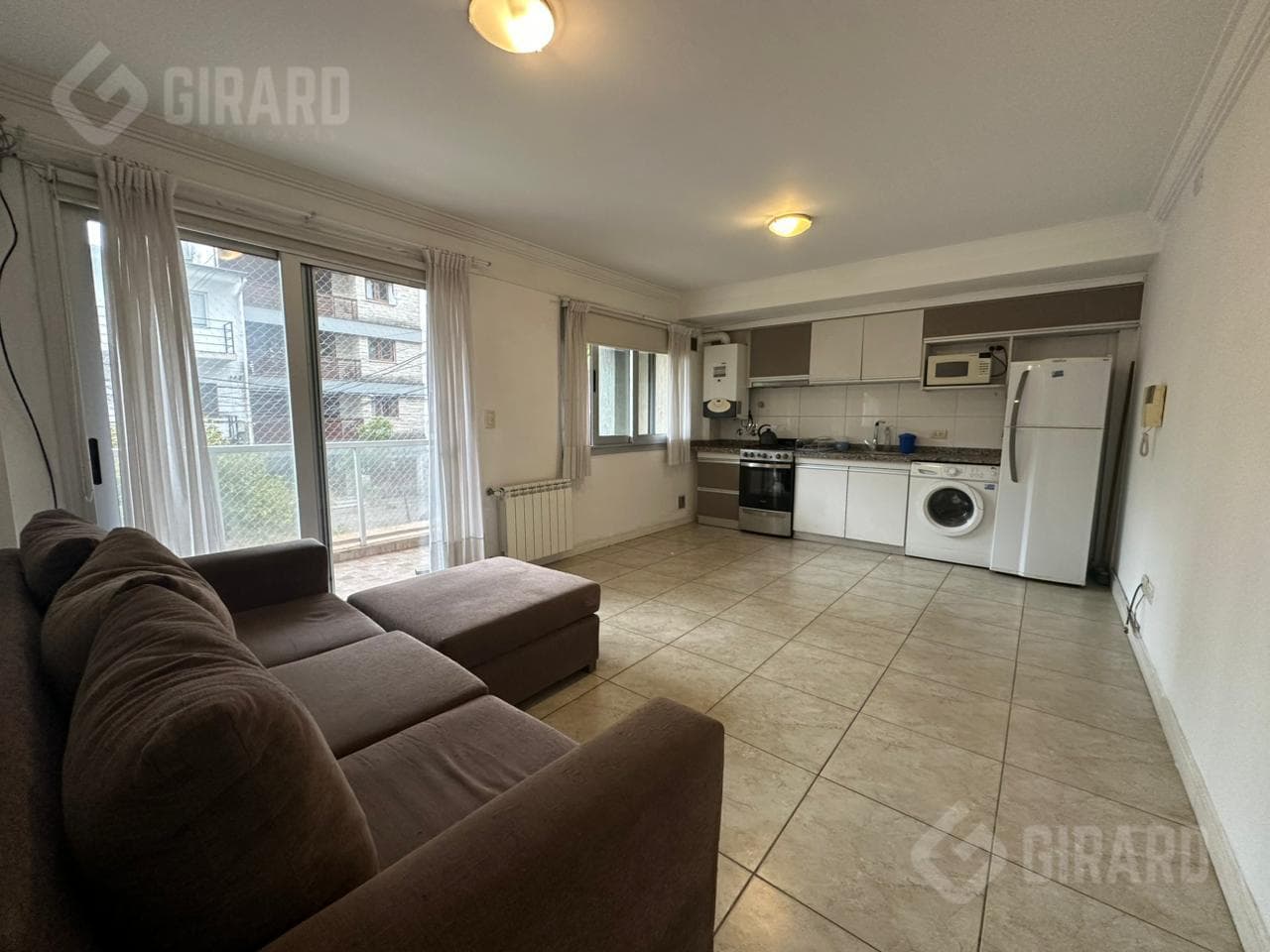 1-room apartment for sale in the Plaza Mitre area of Mar del Plata. Financing available