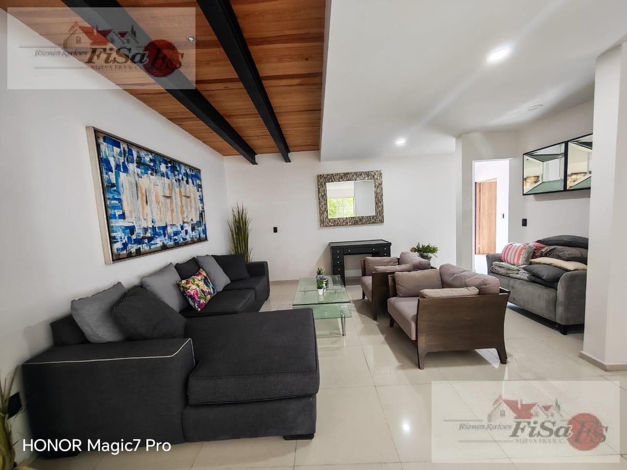 BEAUTIFUL HOME FOR SALE IN JURIQUILLA, SANTA FE