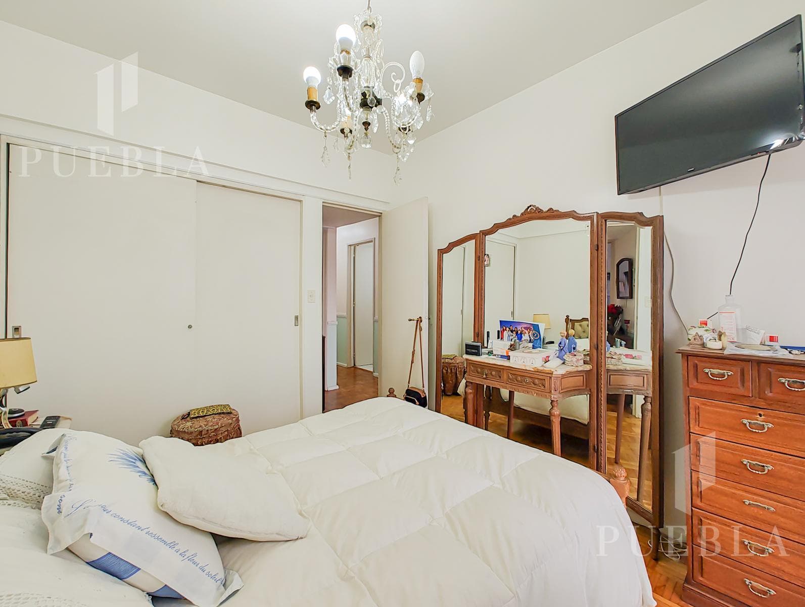 4- or 5-ROOM APARTMENT FOR SALE IN BELGRANO CHICO WITH DEDICATED PARKING SPACE AND STORAGE ROOM—MORTGAGE ELIGIBLE
