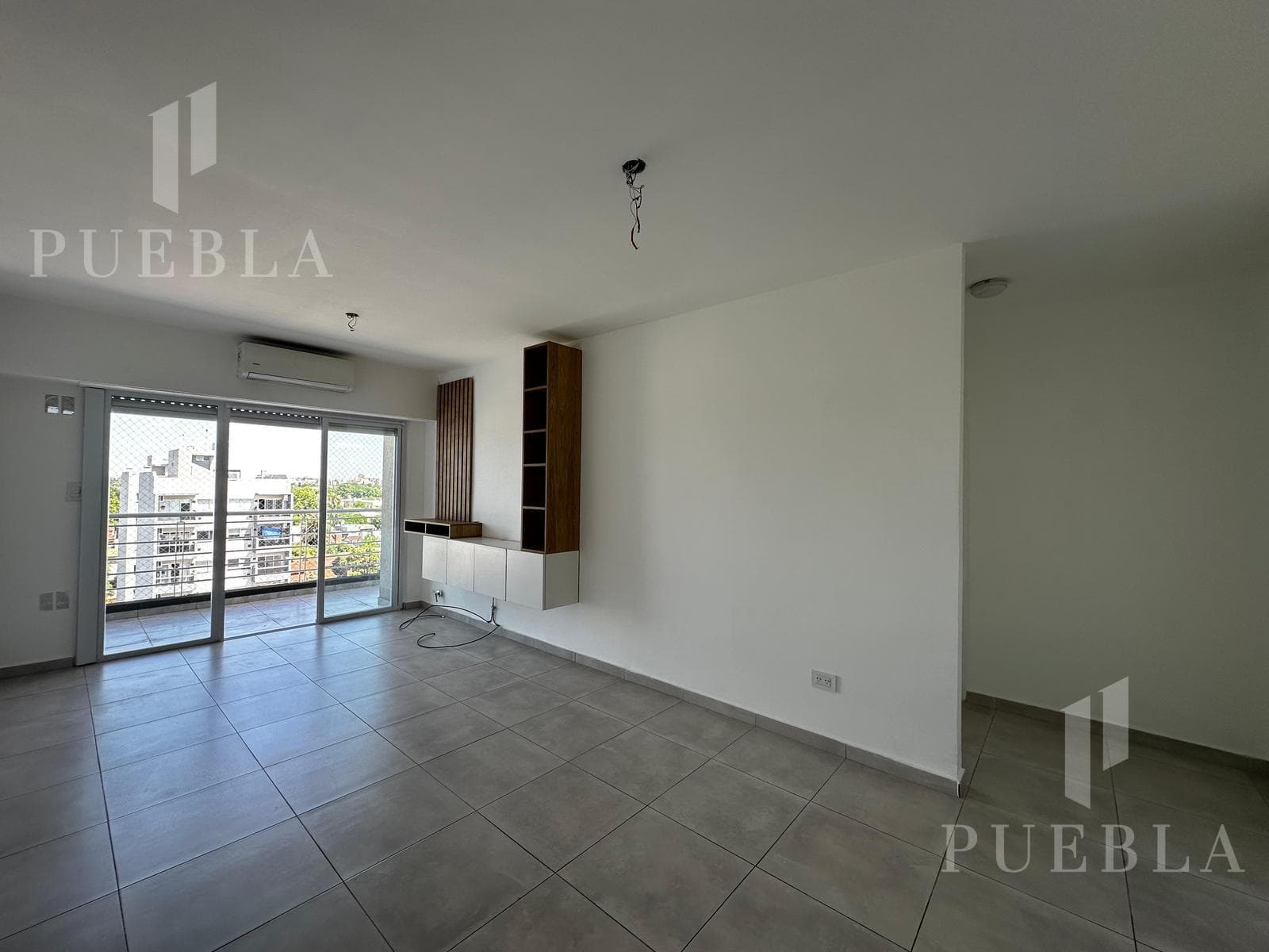 Departamento 2 ambientes con cochera en venta en Moron