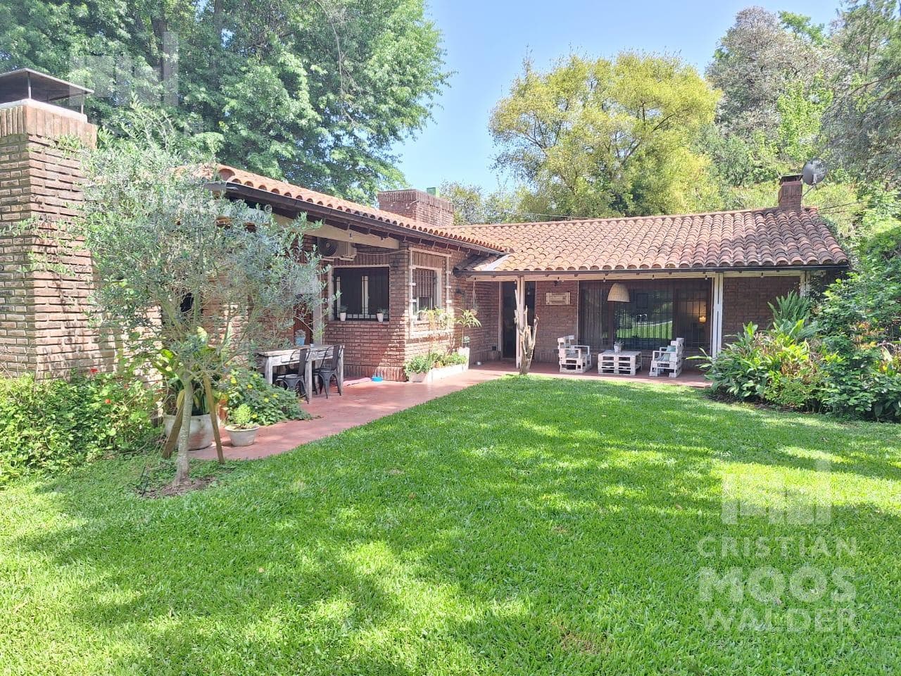 Casa Los Ñanduces: 4-room home near Route 26 and the Pan-American Highway; eligible for financing
