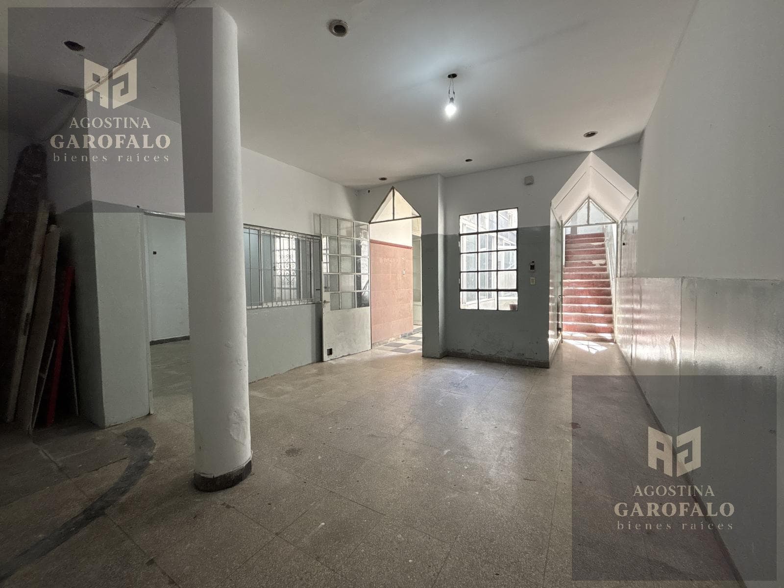 House for Sale in the Santa Rita Neighborhood - Multi-family residence, great investment opportunity!