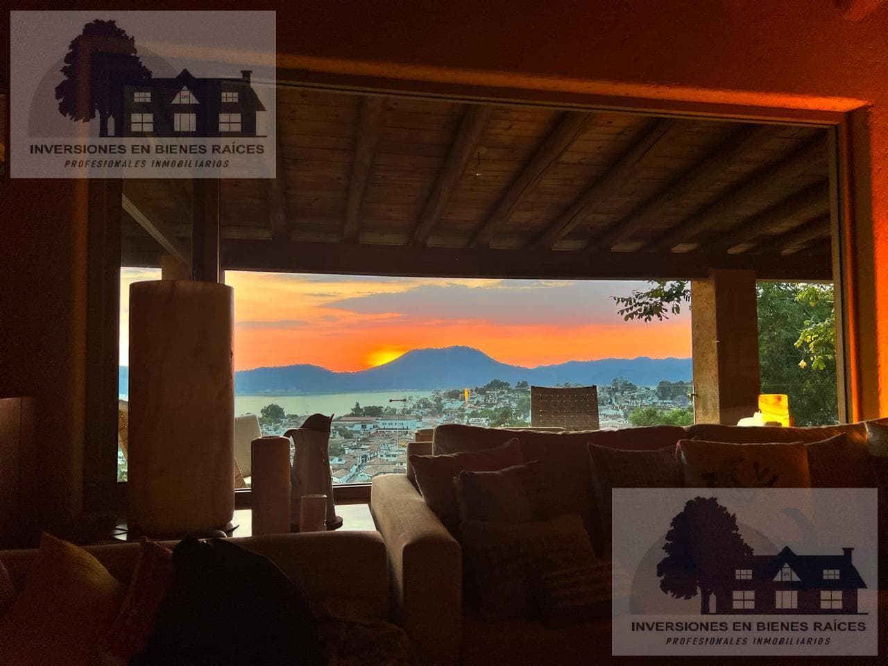 House for Sale in a Condominium in Valle de Bravo