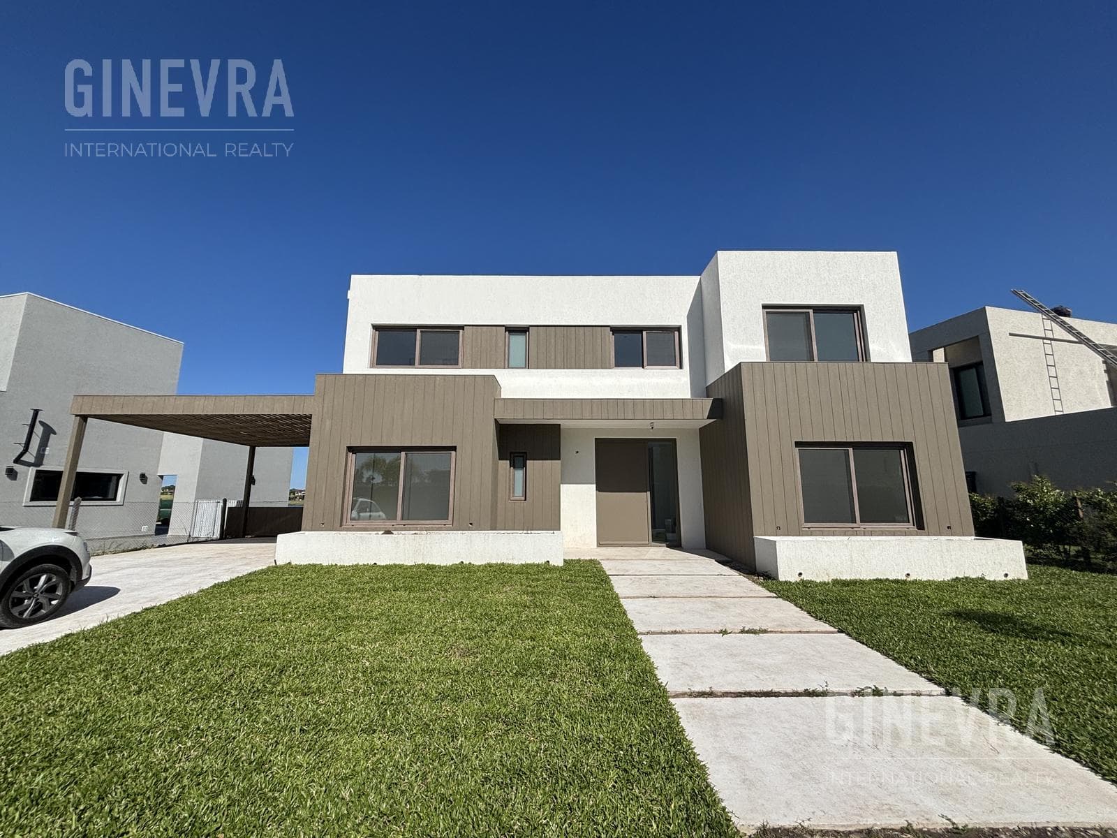 House for Sale in Santa Ana Villanueva
