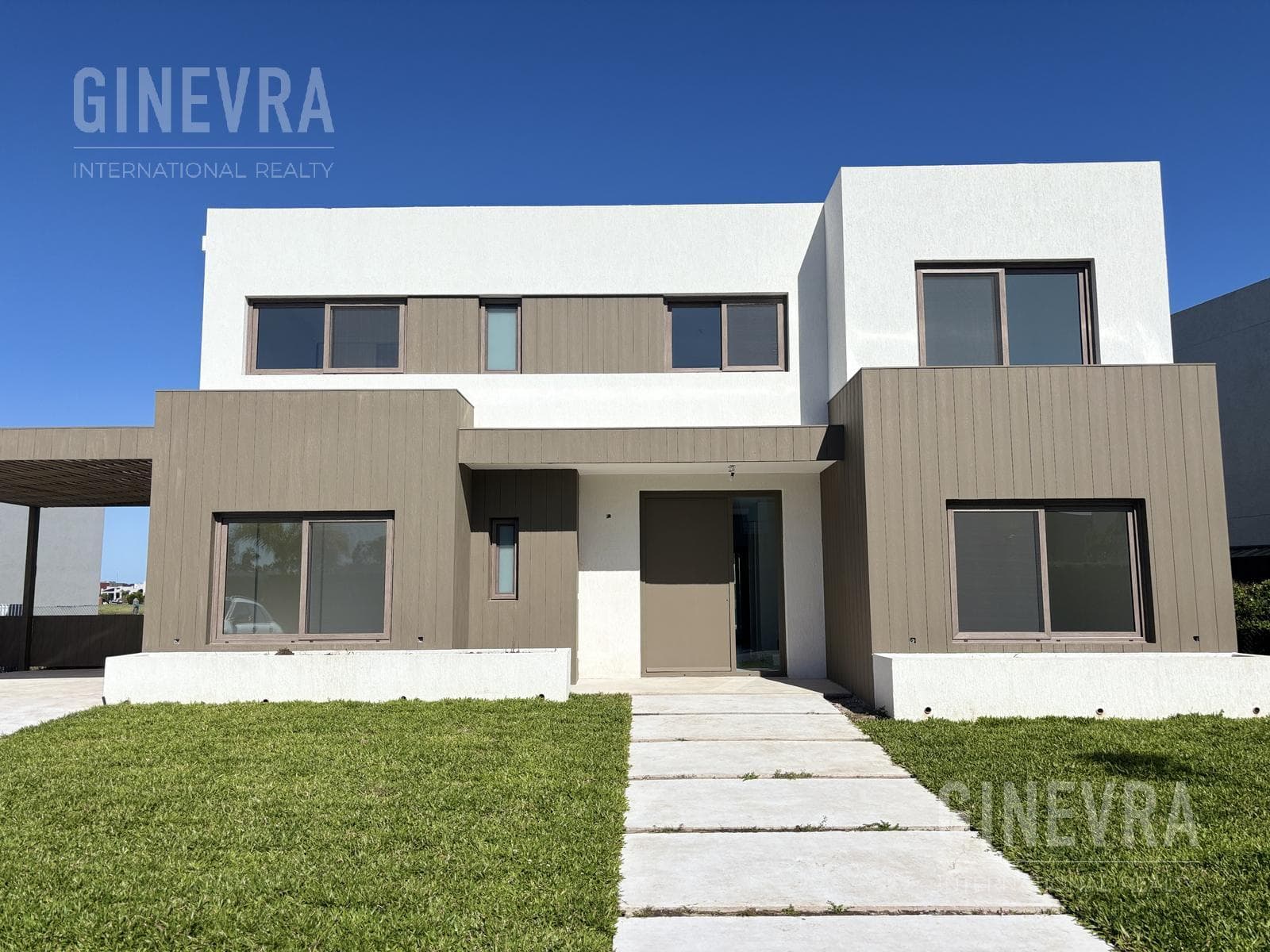 House for Sale in Santa Ana Villanueva