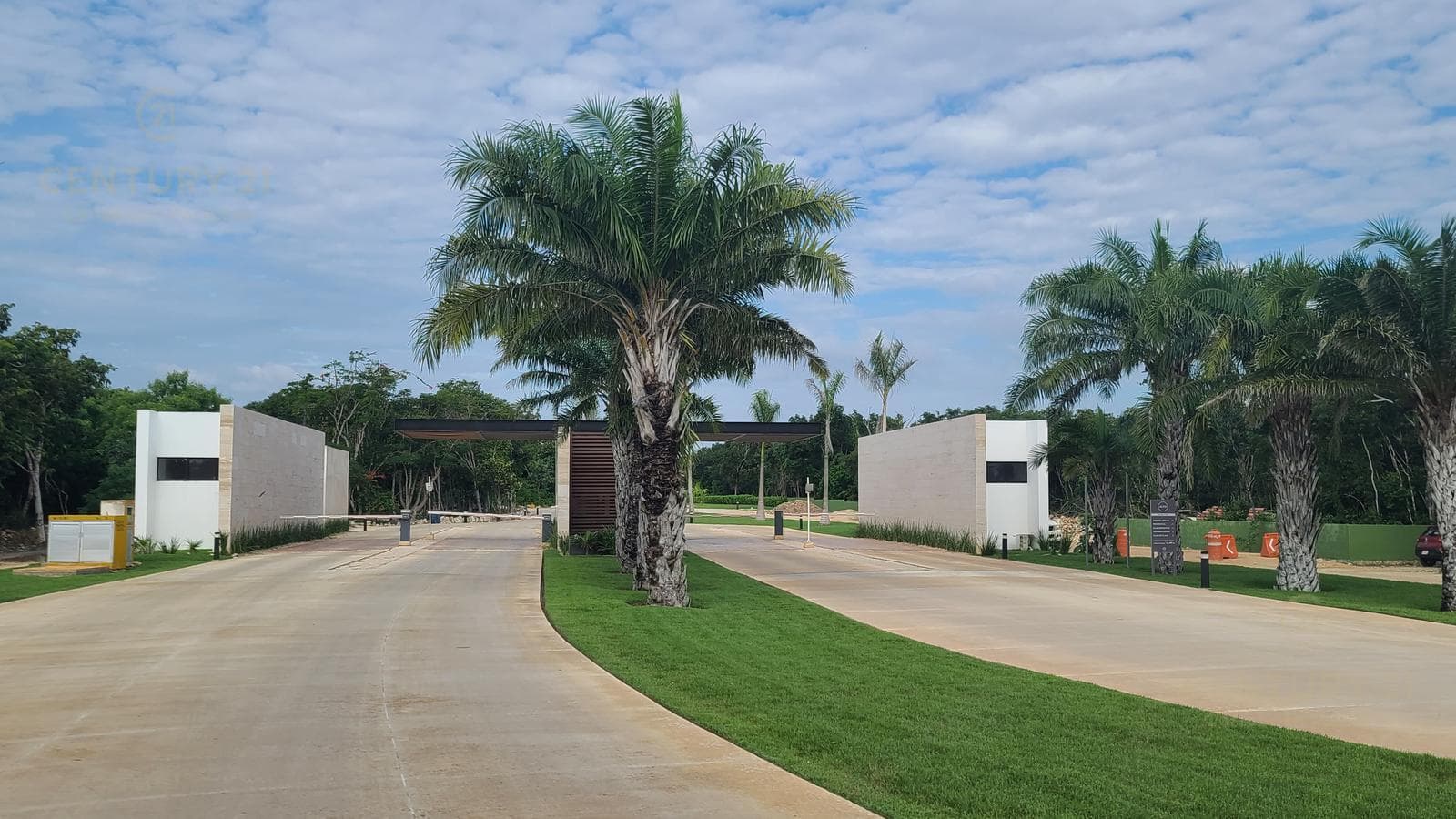 Land for Sale in Xpuha Beach, Coral Riviera Maya Condominium, P4493