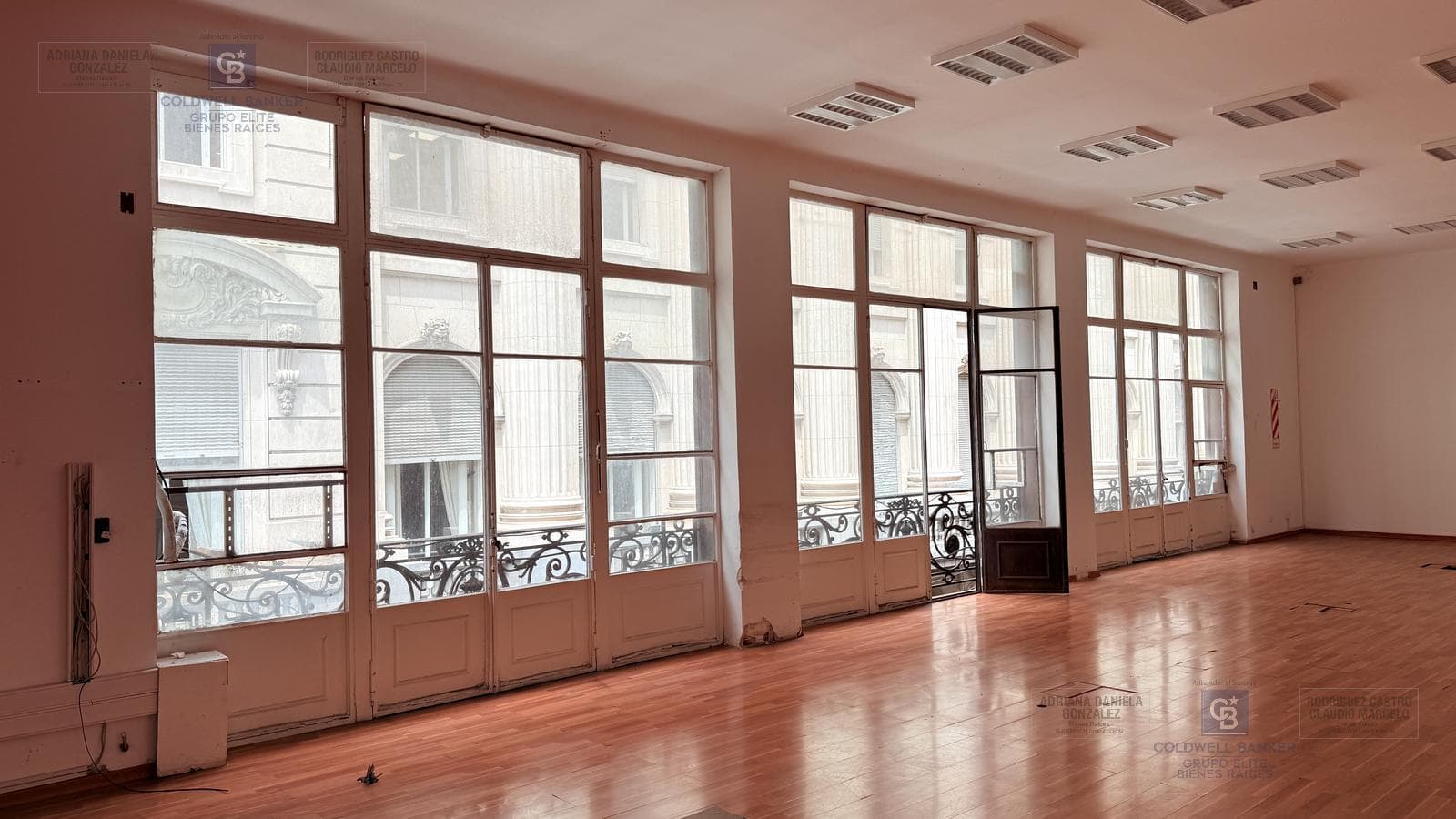 Venta oficina Av de Mayo Centro
