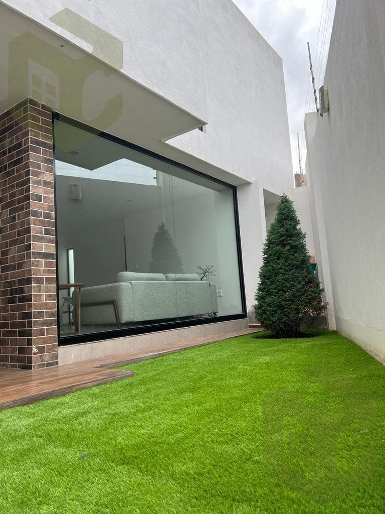 ON A BLUE FIELD WITH AN OPEN CONCEPT