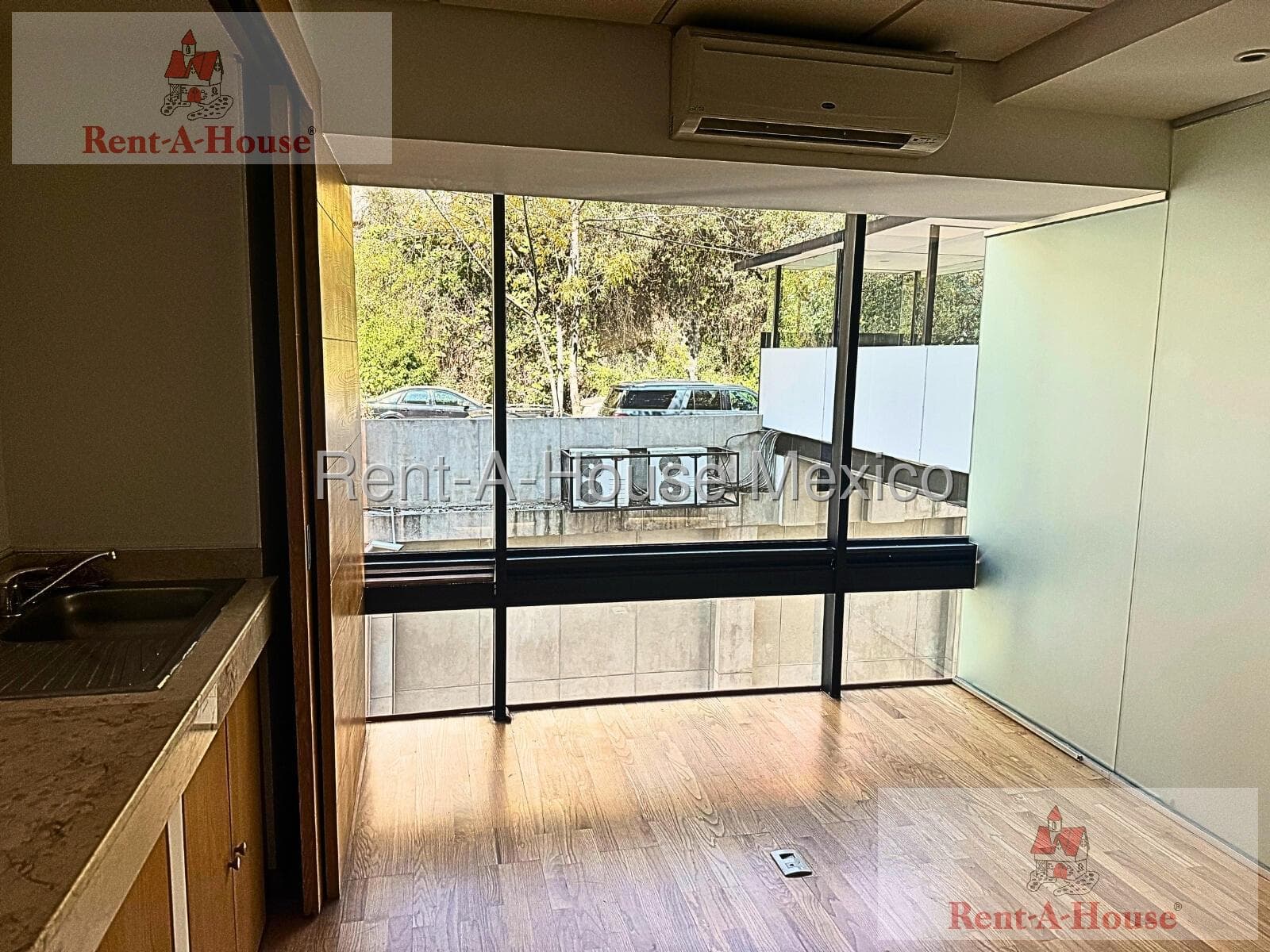 Office for Rent in Cuajimalpa, Morelos, Bosques de las Lomas AF 26-1453