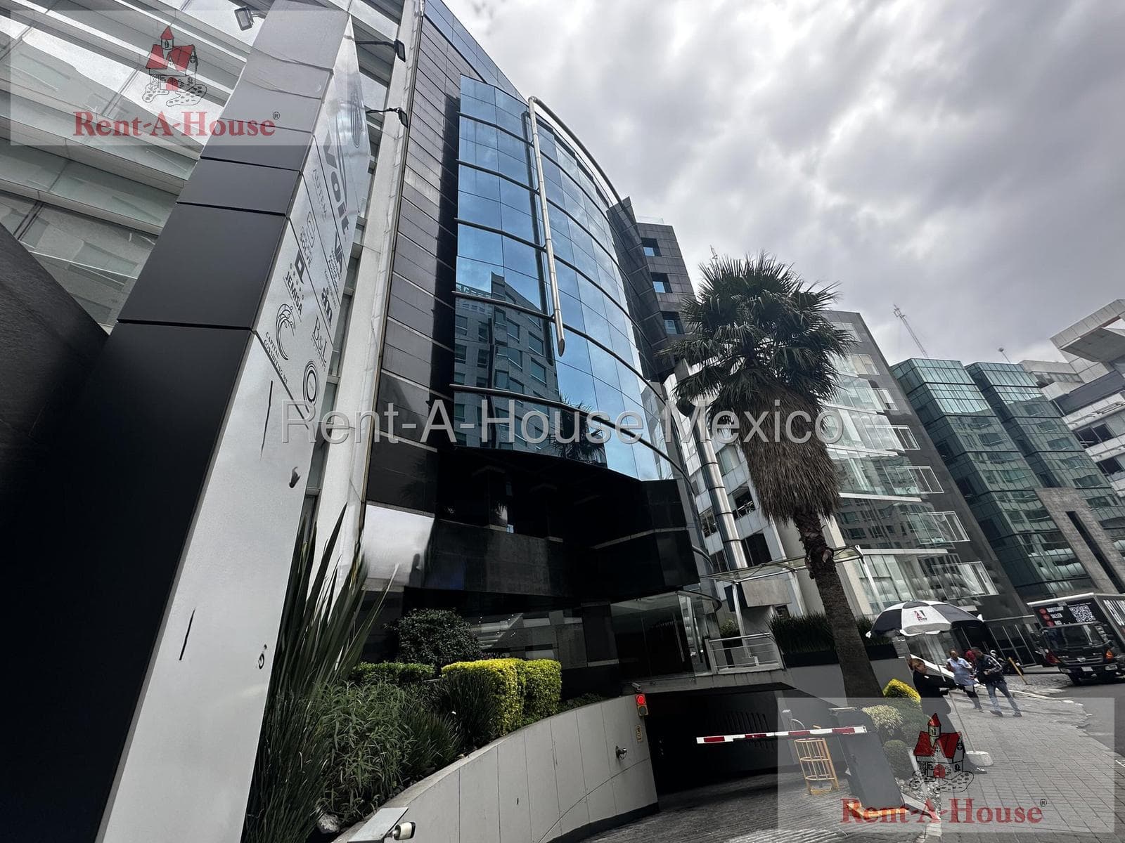 Office for Rent in Cuajimalpa, Morelos, Bosques de las Lomas AF 26-1453