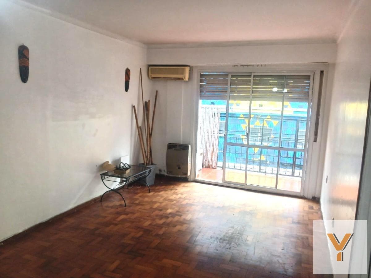 Apartment for Sale - 3 Bedrooms, 1 Bathroom - 85 m² - Villa Crespo