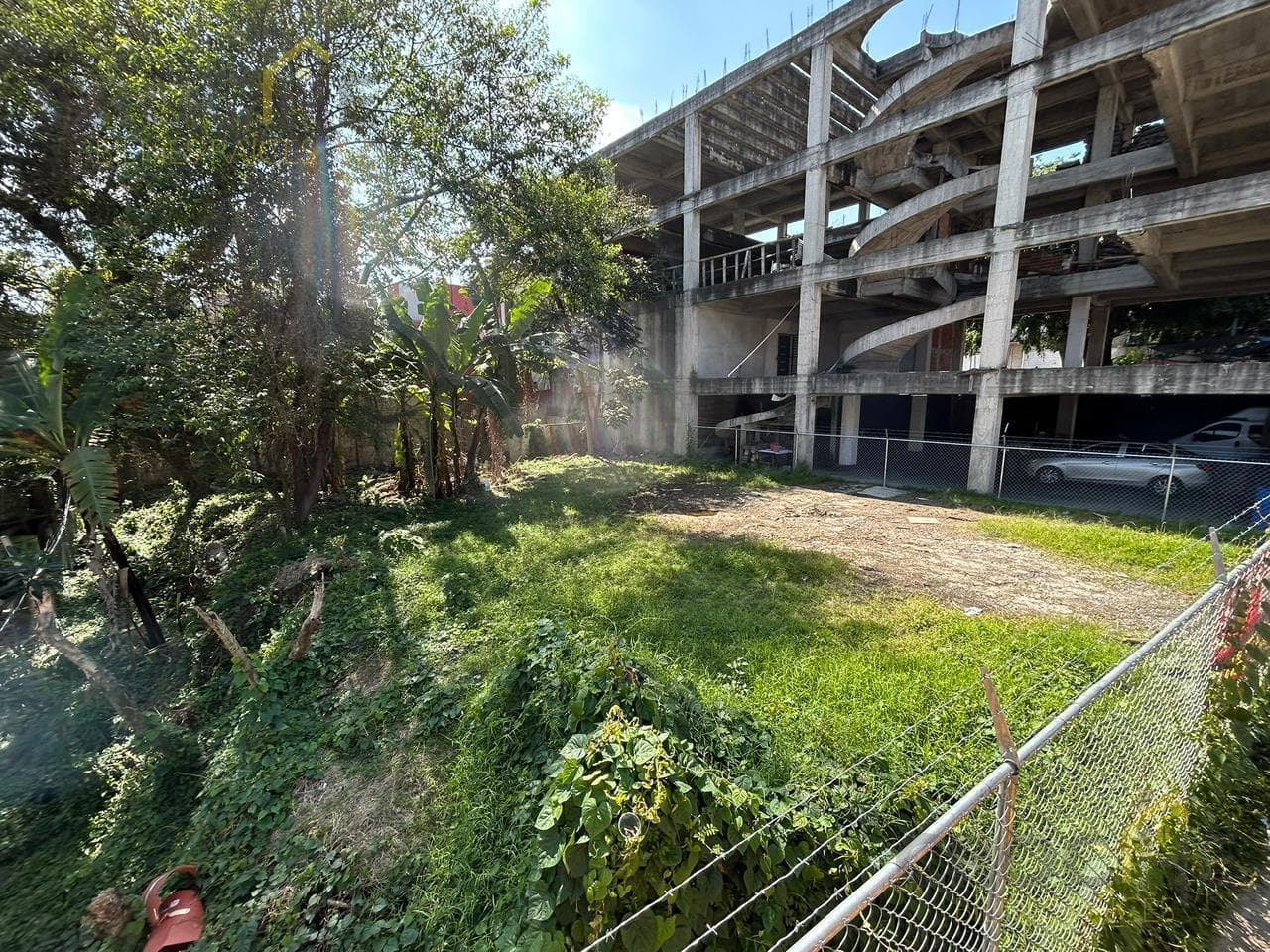 Land for Sale on Lazaro Cardenas Avenue, Xalapa, Veracruz, across from Aguasanta, below CAXA