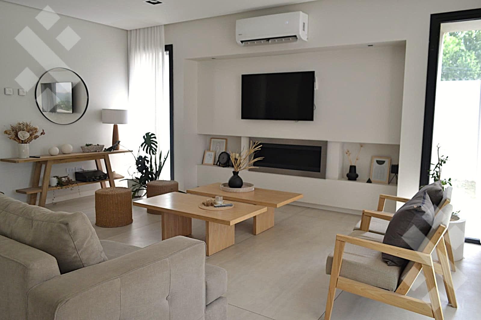 For sale: 4-bedroom house with pool in Neuquén