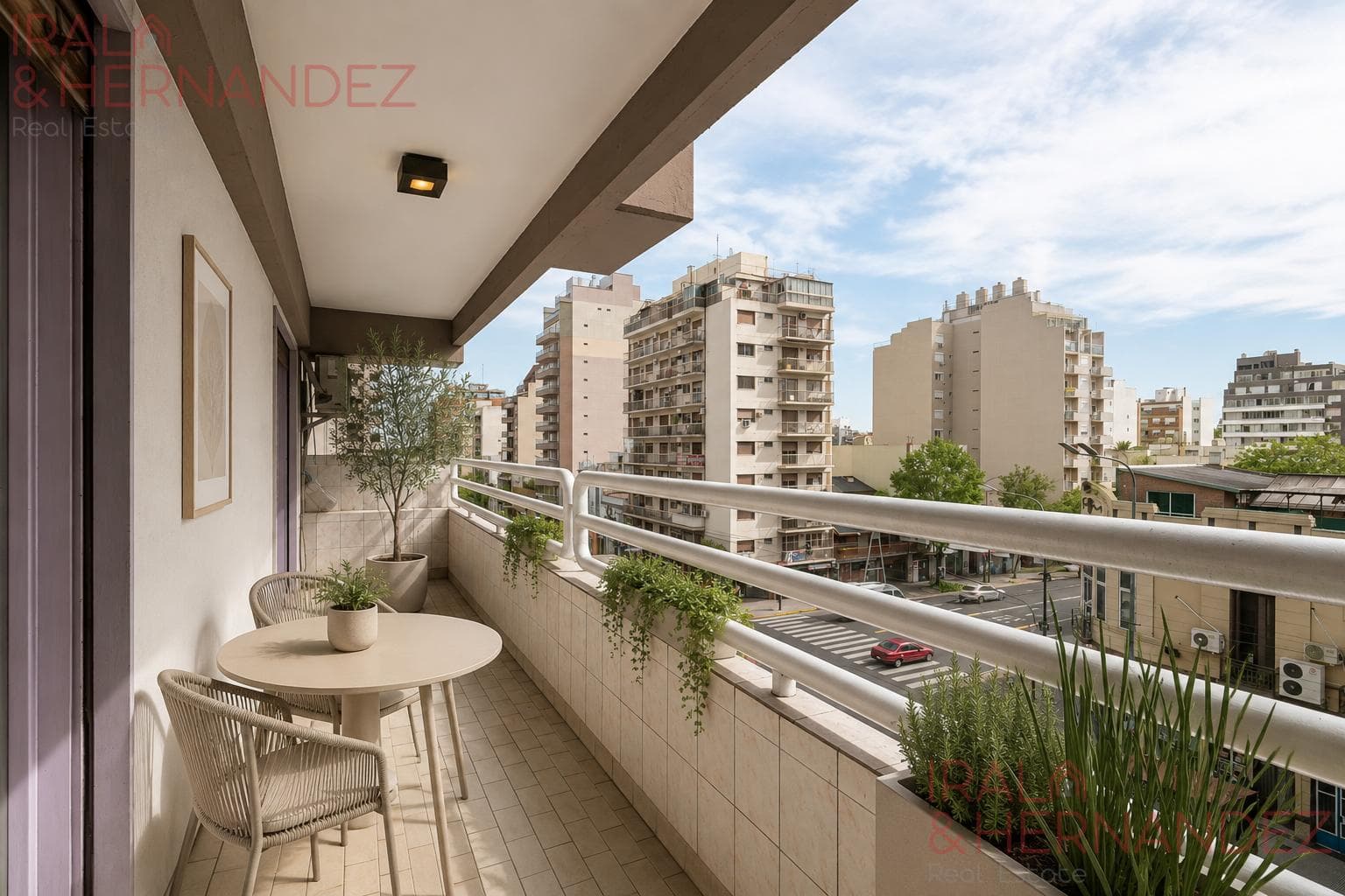 3-room apartment for sale in Flores with a DEDICATED PARKING SPACE and utility room