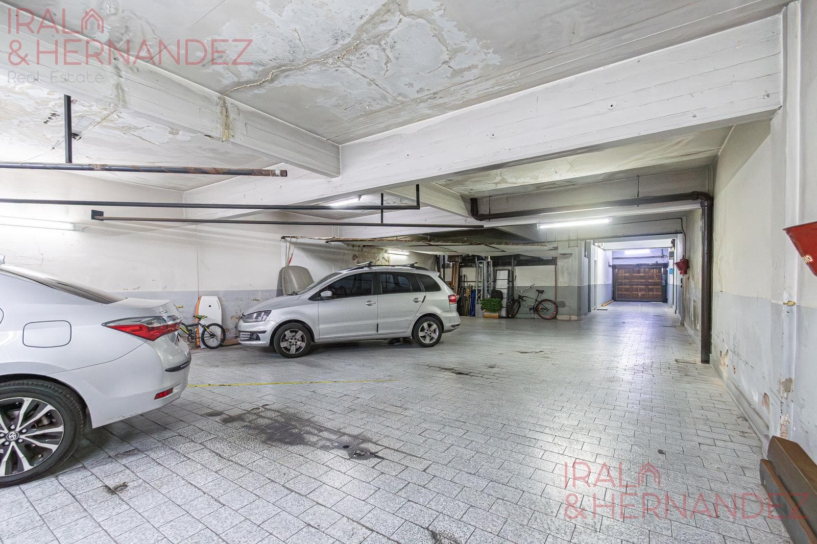 3-room apartment for sale in Flores with a DEDICATED PARKING SPACE and utility room