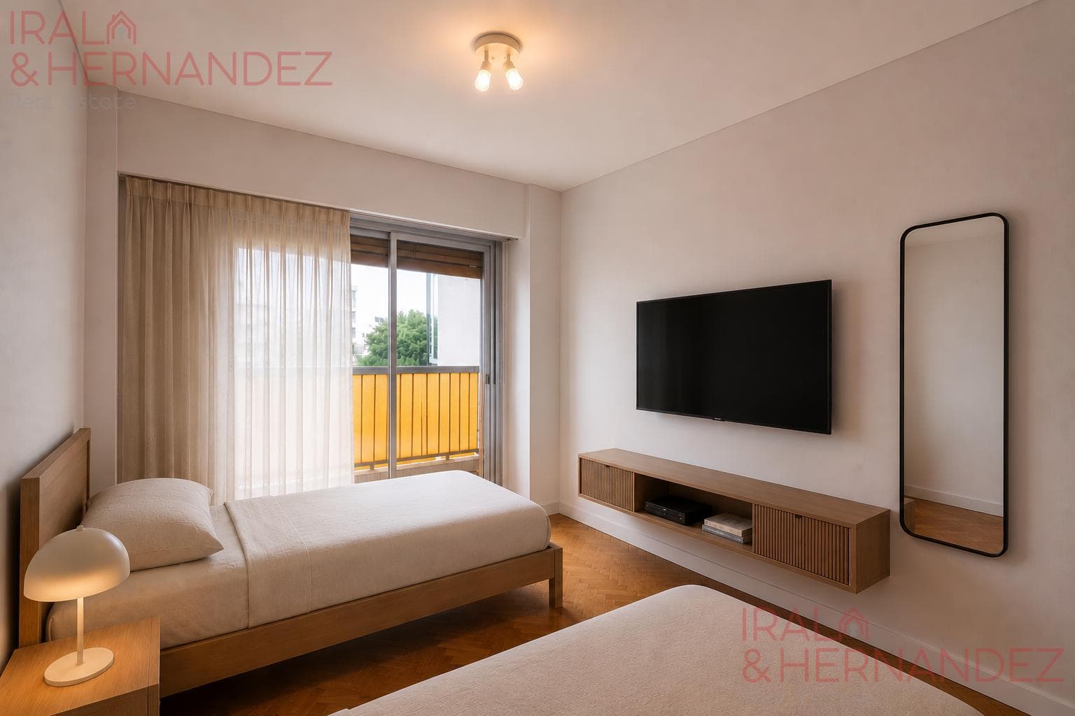 3-room apartment for sale in Flores with a DEDICATED PARKING SPACE and utility room