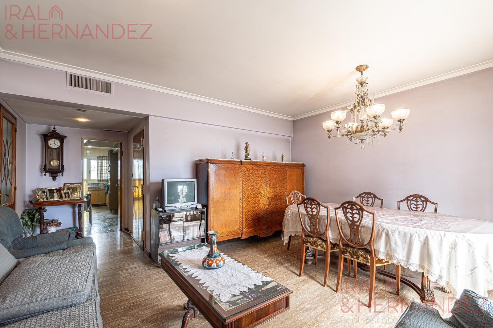 3-room apartment for sale in Flores with a DEDICATED PARKING SPACE and utility room
