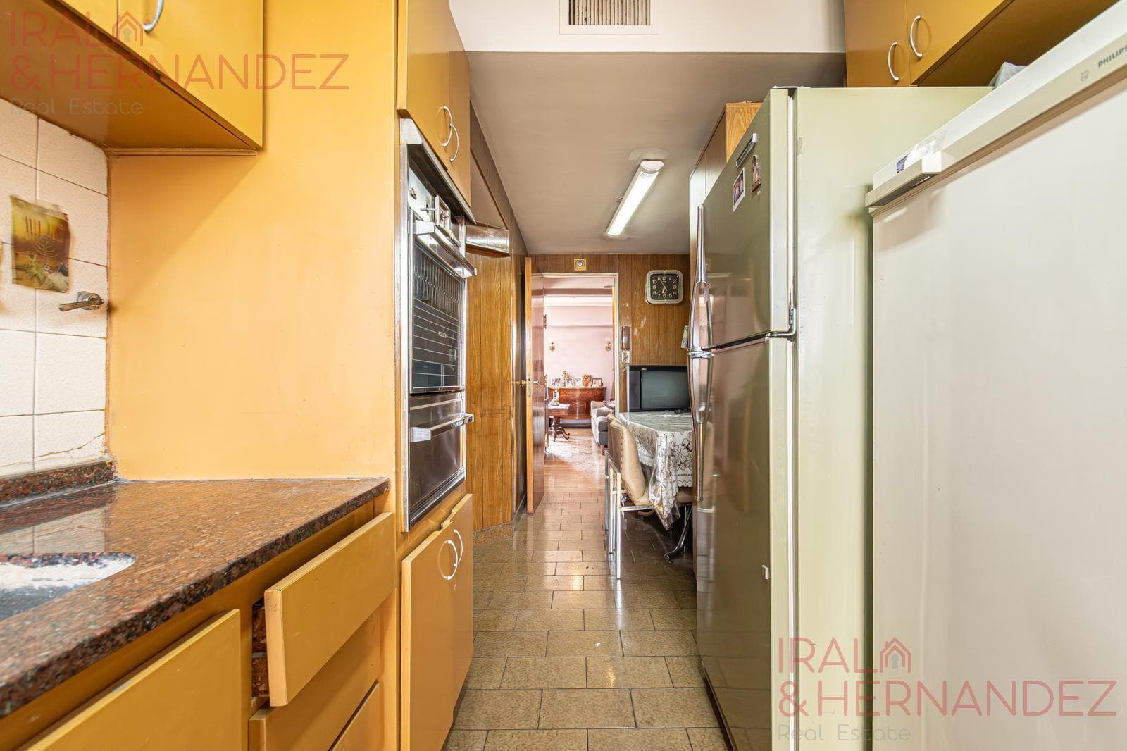 3-room apartment for sale in Flores with a DEDICATED PARKING SPACE and utility room