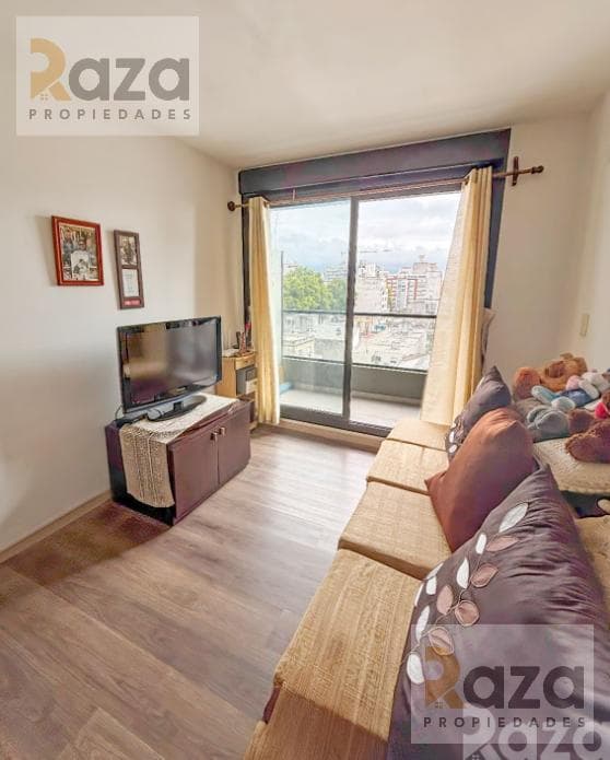 1-Bedroom Apartment for Sale with Parking Space in Cordón