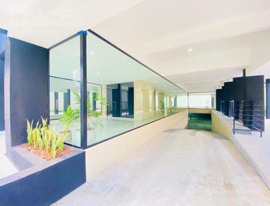 Two-room apartment with a garage in Ituzaingó Sur on Rivadavia Avenue