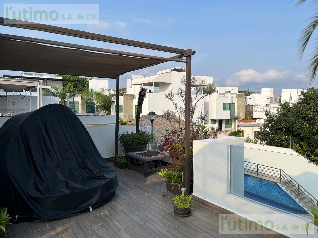 HOUSE WITH A POOL, CONDOMINIUM, NEAR BURGOS