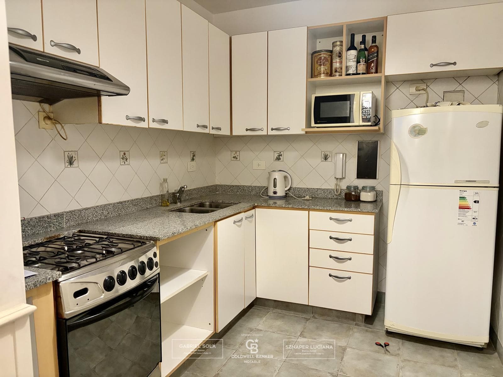 Short-term rental of a 4-room apartment in Recoleta