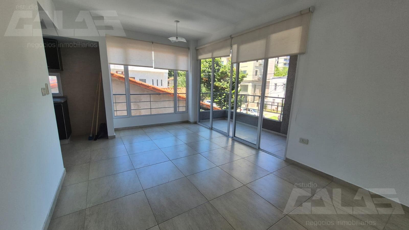 APARTMENT | 2 ROOMS | GARAGE | NORTH ITUZAINGO