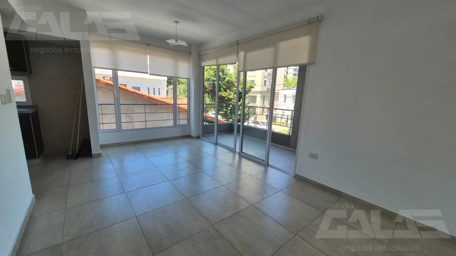 APARTMENT | 2 ROOMS | GARAGE | NORTH ITUZAINGO