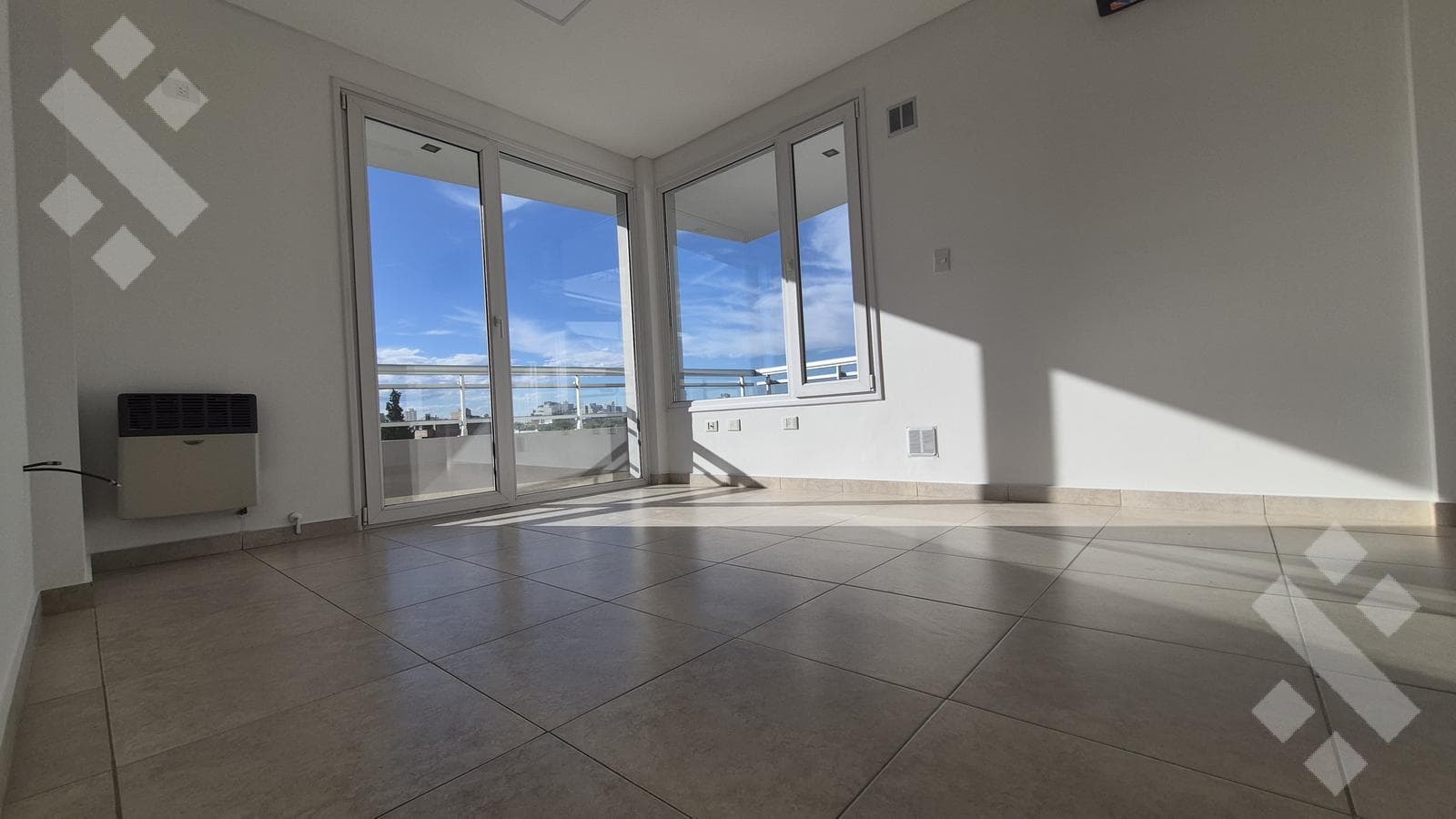 FOR RENT: 2-Bedroom Apartment in Cipolletti