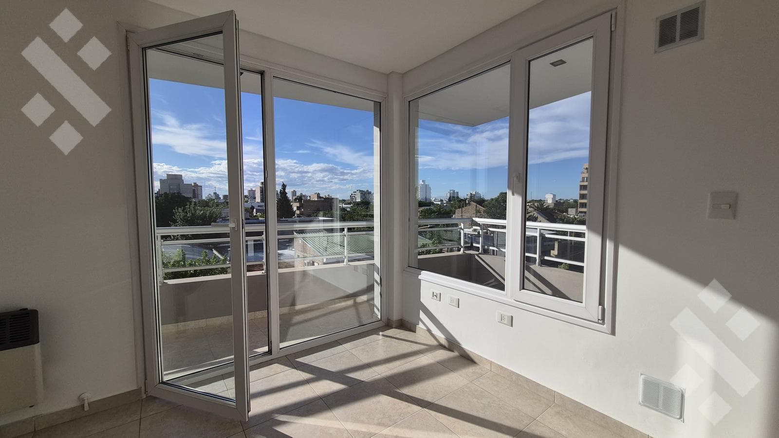 FOR RENT: 2-Bedroom Apartment in Cipolletti