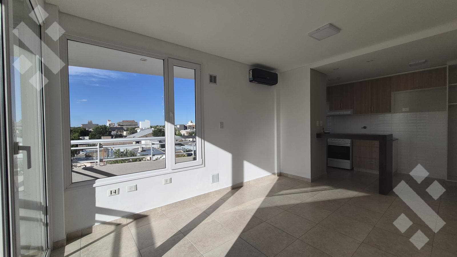 FOR RENT: 2-Bedroom Apartment in Cipolletti