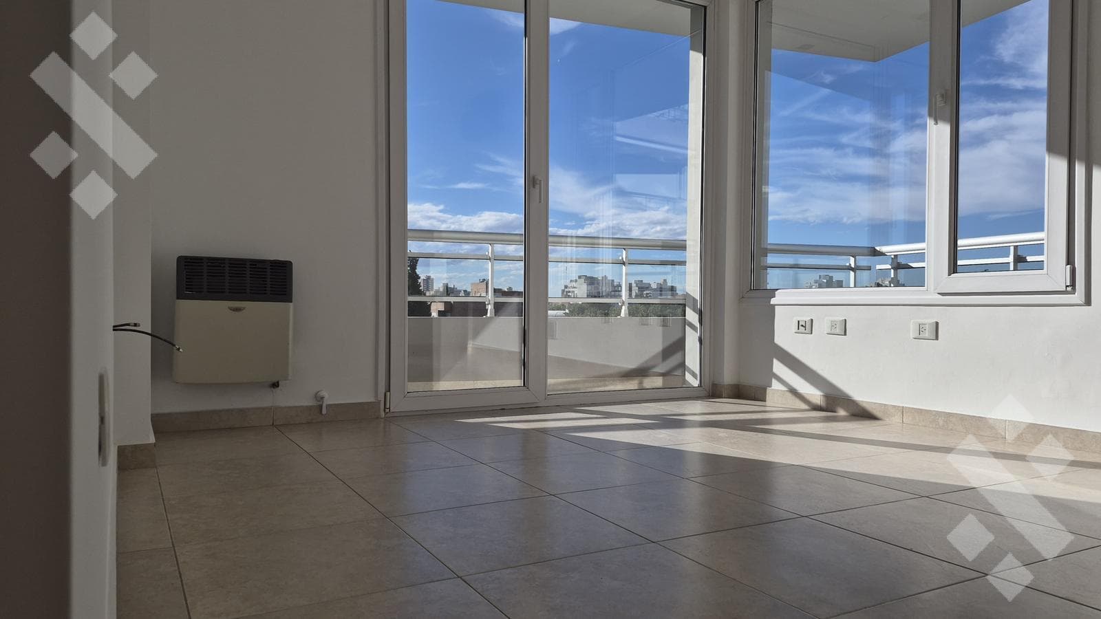 FOR RENT: 2-Bedroom Apartment in Cipolletti