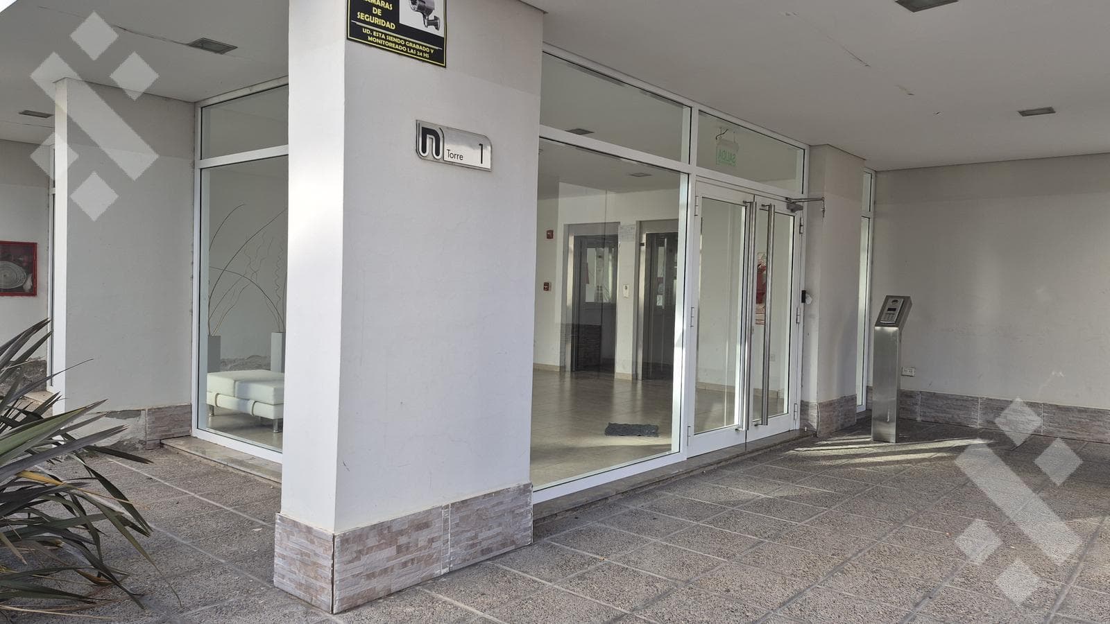 FOR RENT: 2-Bedroom Apartment in Cipolletti