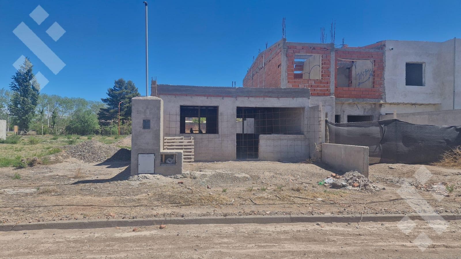 FOR SALE: HOUSE UNDER CONSTRUCTION