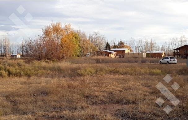 Lot for sale in Plottier, Neuquén Province.