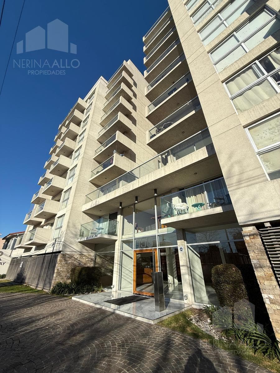 2-ROOM APARTMENT FOR RENT OR SALE WITH GARAGE IN NORTH ITUZAINGO, DURBAN MANSILLA