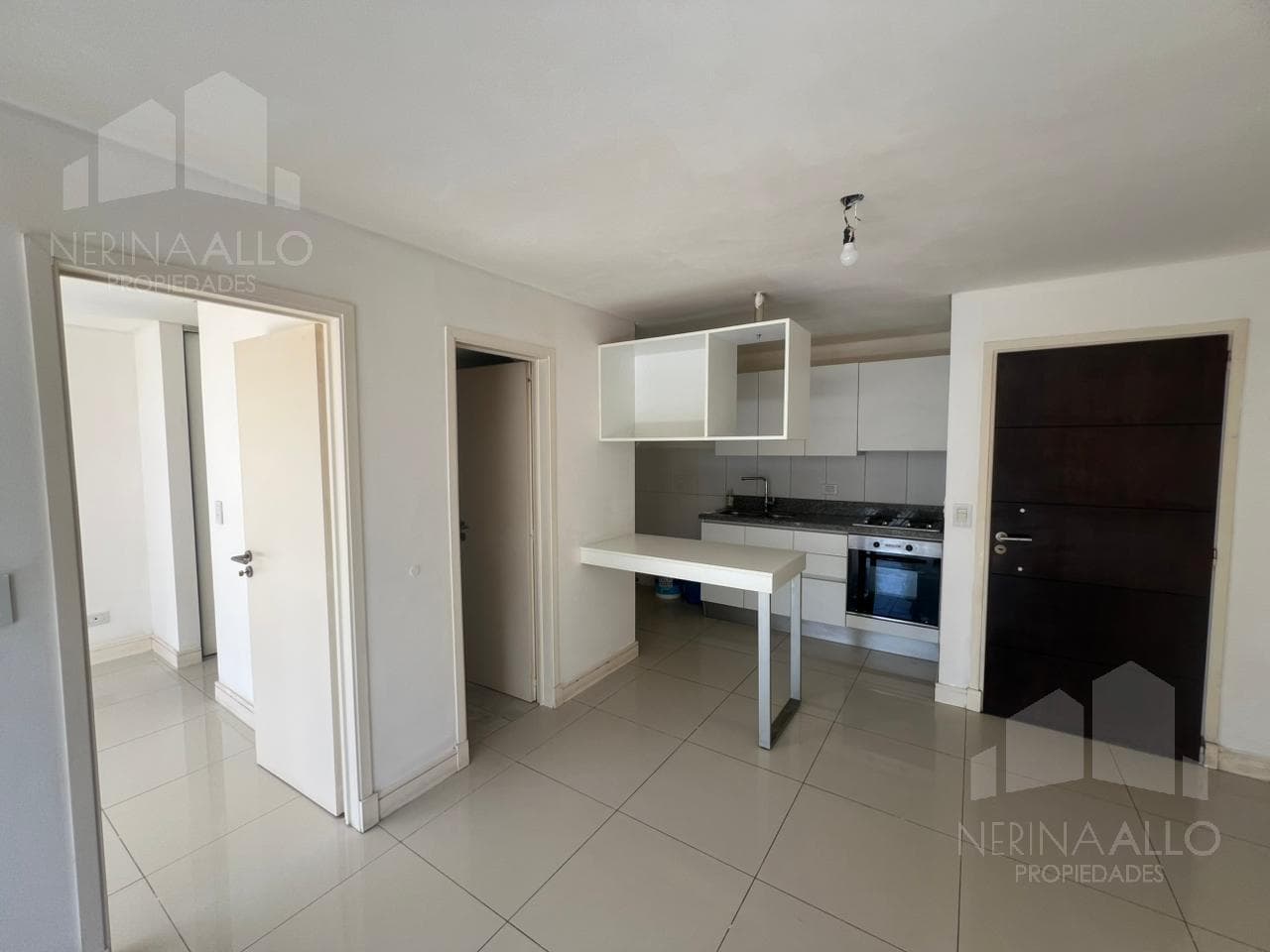 2-ROOM APARTMENT FOR RENT OR SALE WITH GARAGE IN NORTH ITUZAINGO, DURBAN MANSILLA