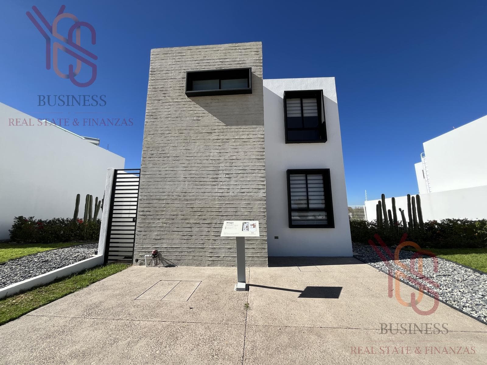 Brand-new house for sale in Aguascalientes Norte!! Rioja model!!!