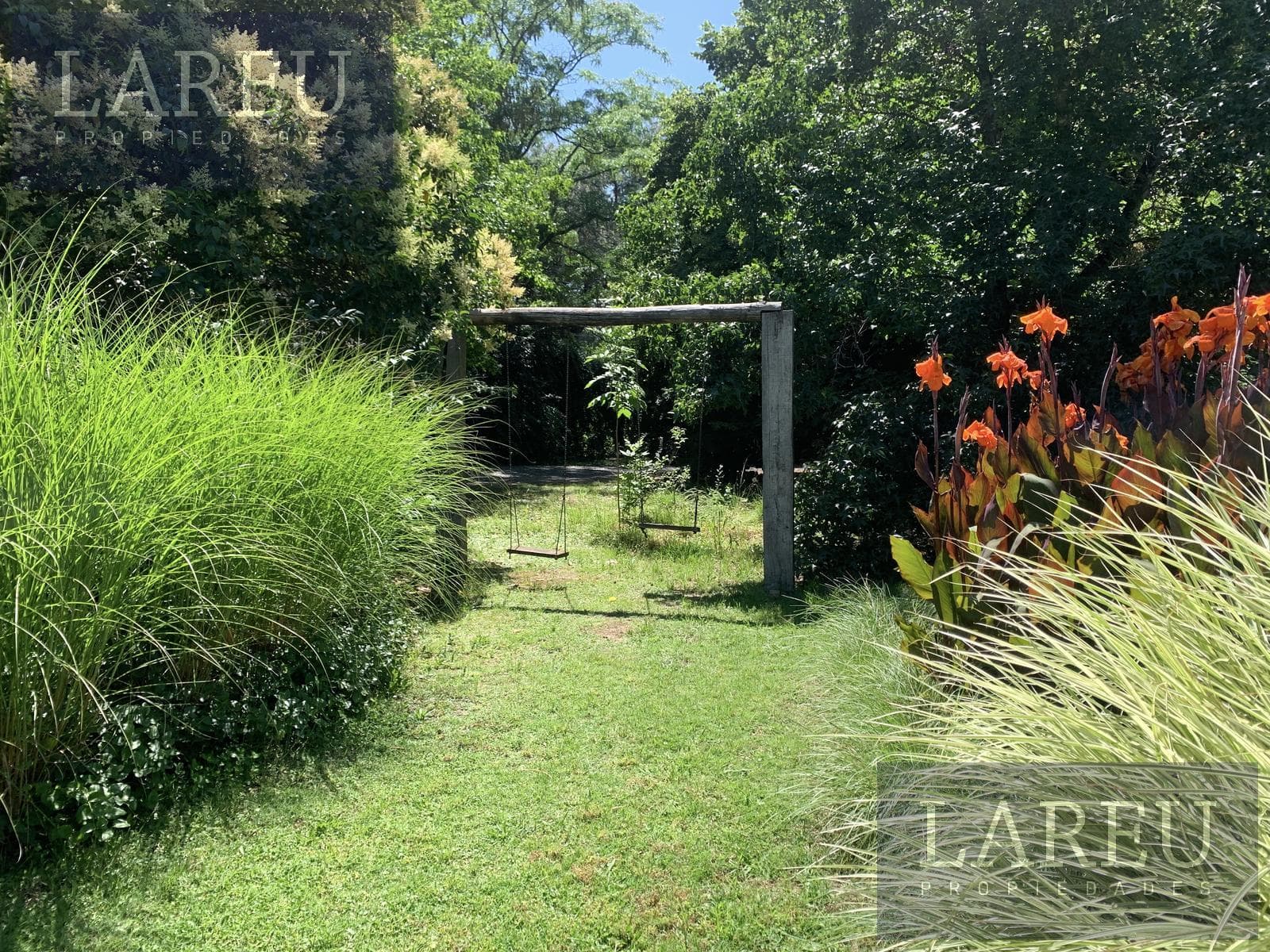 Vacation Rentals for the Second Half of January in Pilar, Chacras del Ocho, PilarCasa