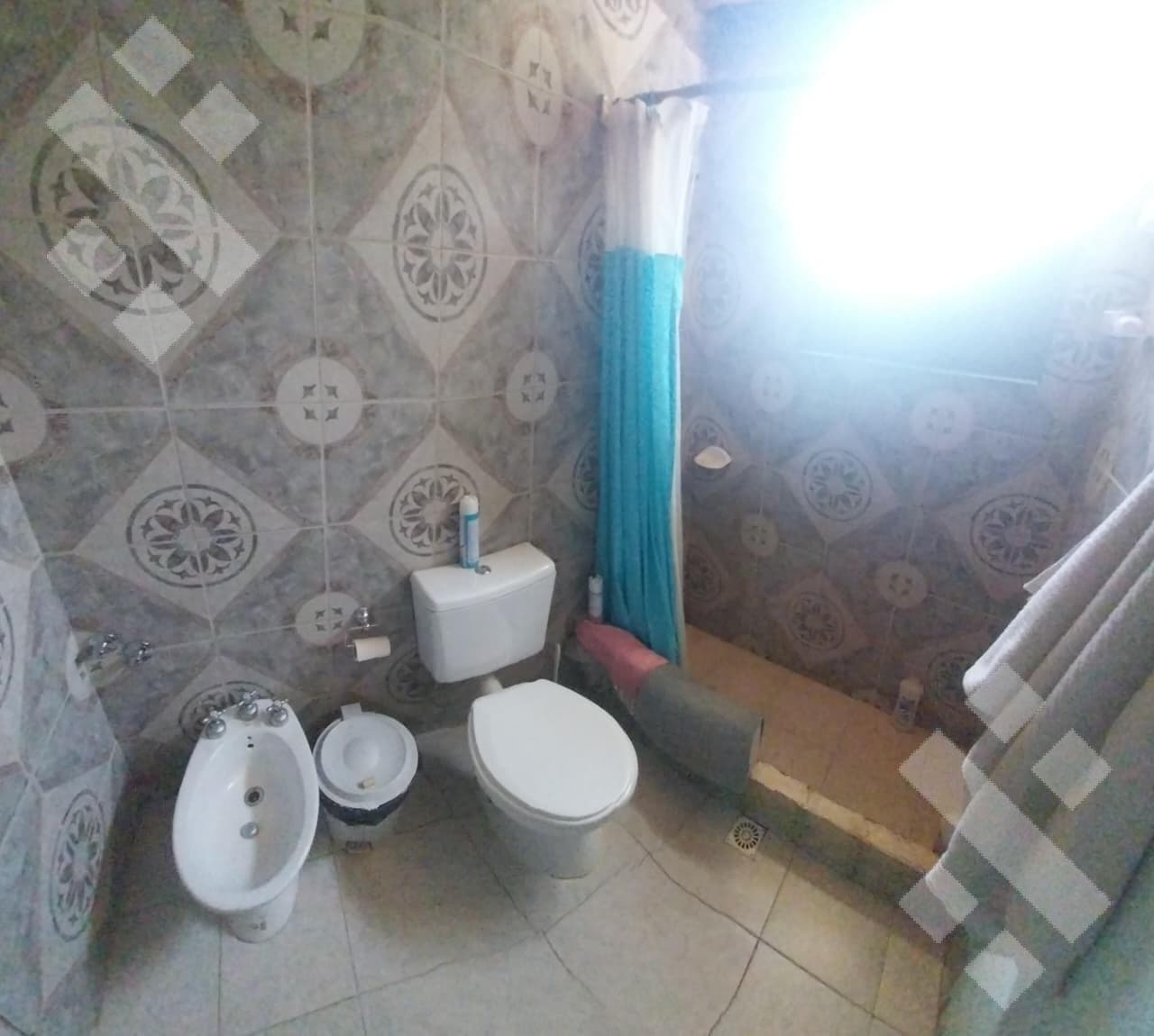 4-BEDROOM HOUSE FOR SALE with a 1-bedroom apartment and a shed - BALSA LAS PERLAS, RIO NEGRO