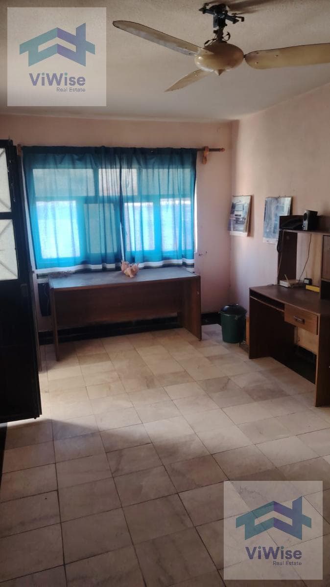 House for sale in the very central Casa Blanca neighborhood