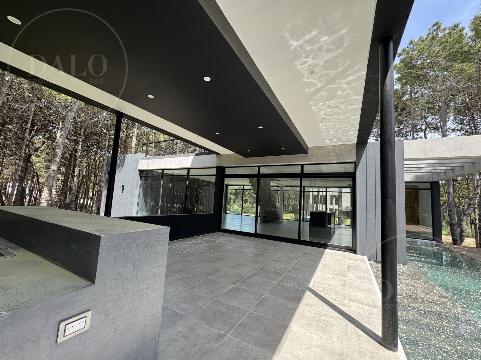 House for Sale in the Brisas Neighborhood, Villarobles, Atlantic Coast