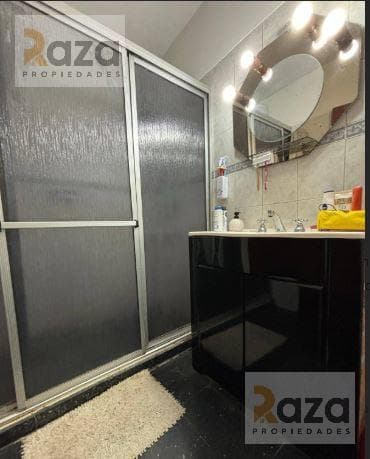 3-Bedroom House for Sale with Garage, Cordón: A Unique Investment Opportunity!