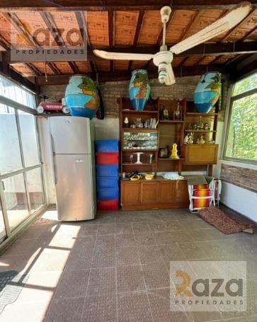 3-Bedroom House for Sale with Garage, Cordón: A Unique Investment Opportunity!